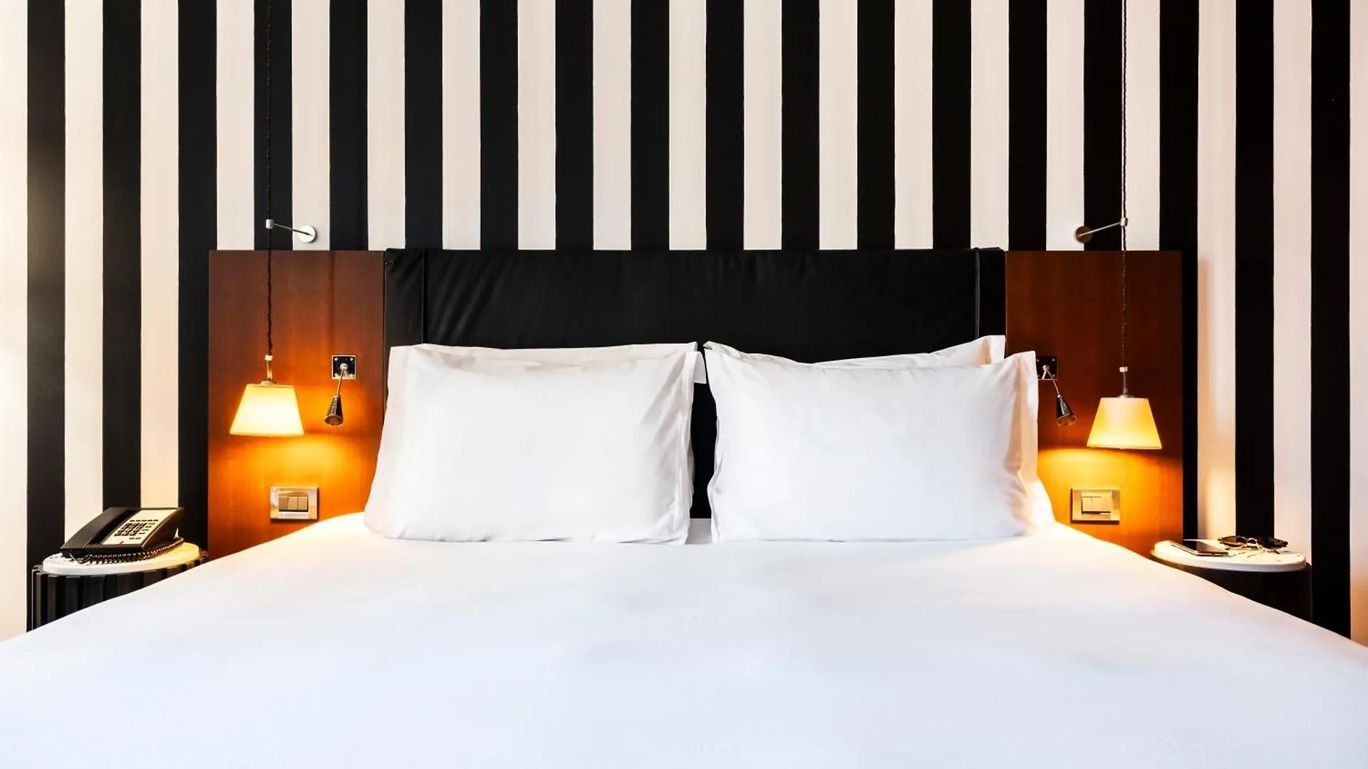 Grand Hotel Champs-Elysees Paris 5*,